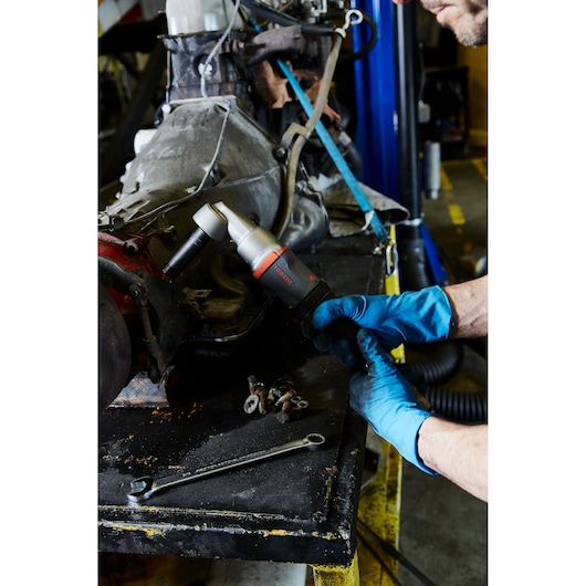 PROTO® TITANIUM SERIES ANGLE IMPACT WRENCHES United Airlines Application